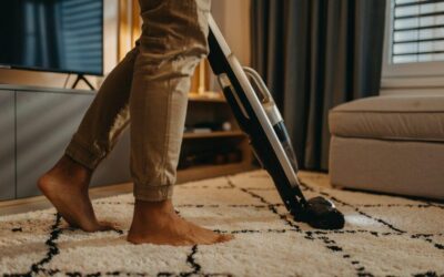 Steam Cleaning vs Dry Cleaning Carpets: Which Method Offers the Best Results in Mississauga?