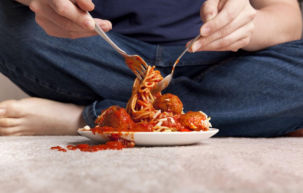 How to Treat Food Stains on Your Carpet